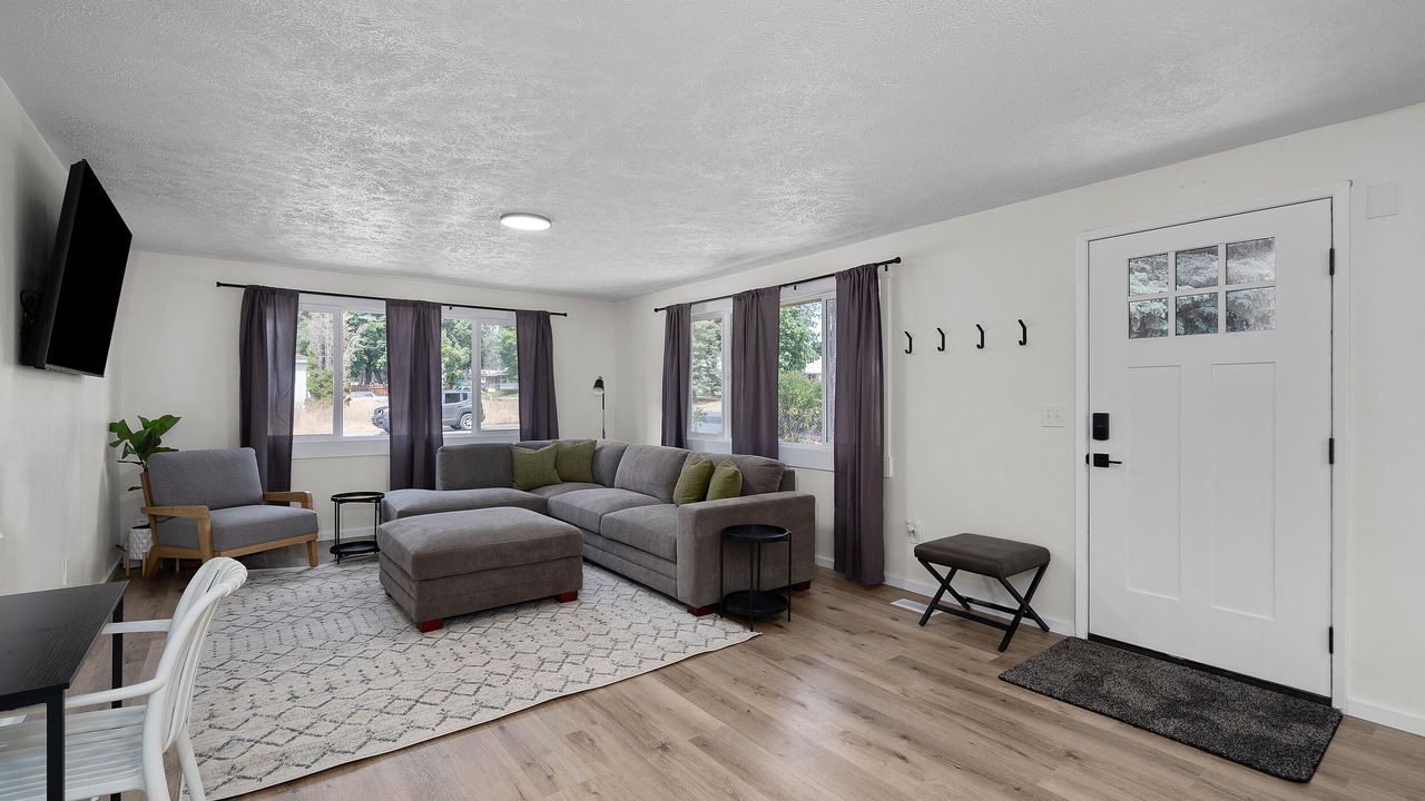 Photo of Livingroom in Spokane Valley