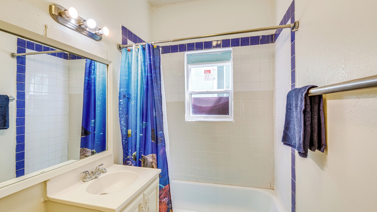 Photo of Bathroom in Rampart Village