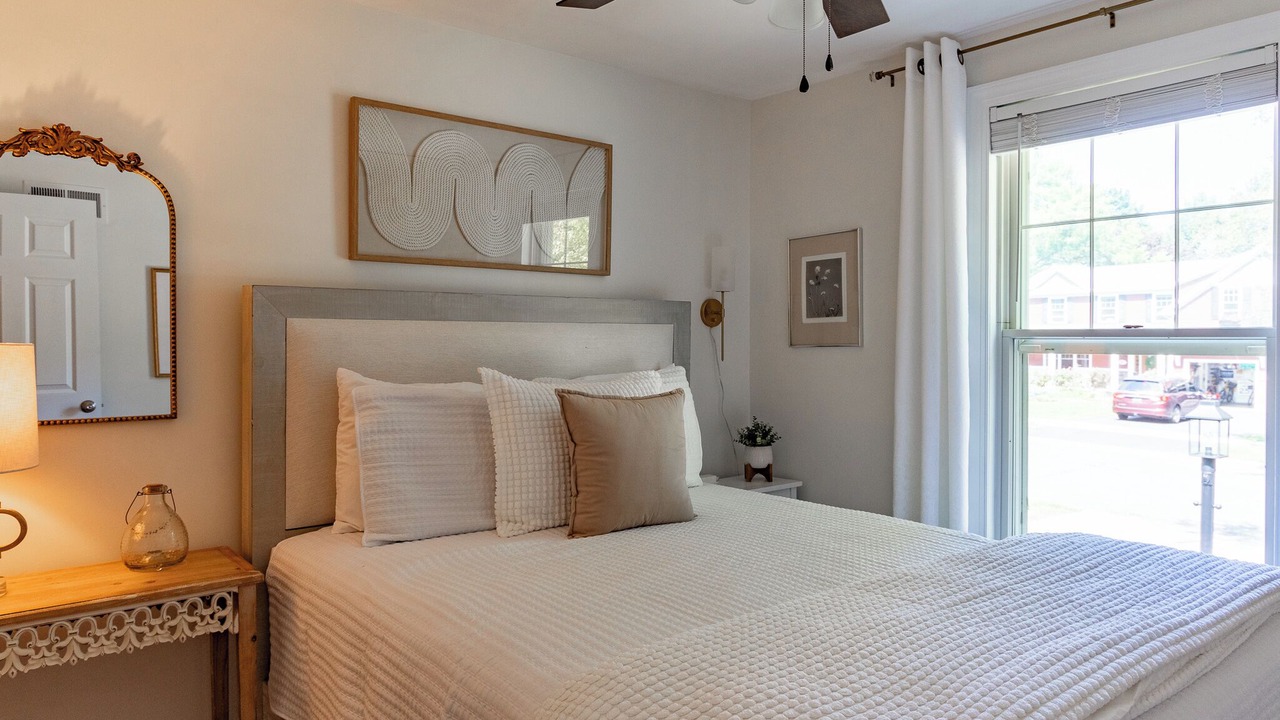 Photo of Bedroom in State College