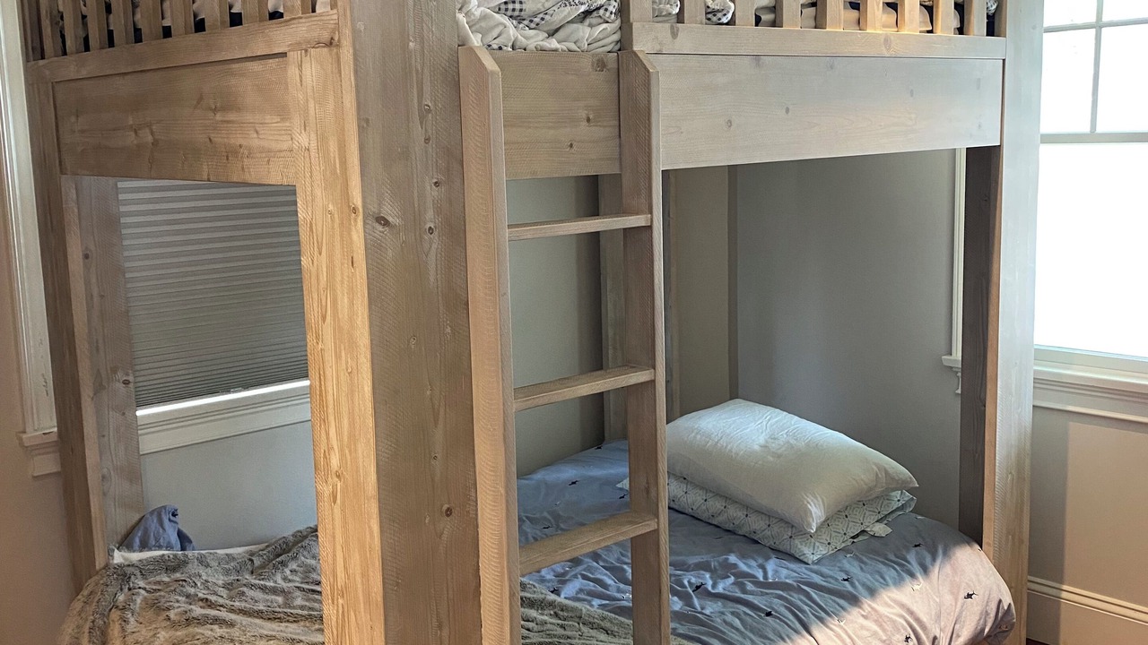 Photo of Bedroom in Seconsett Island