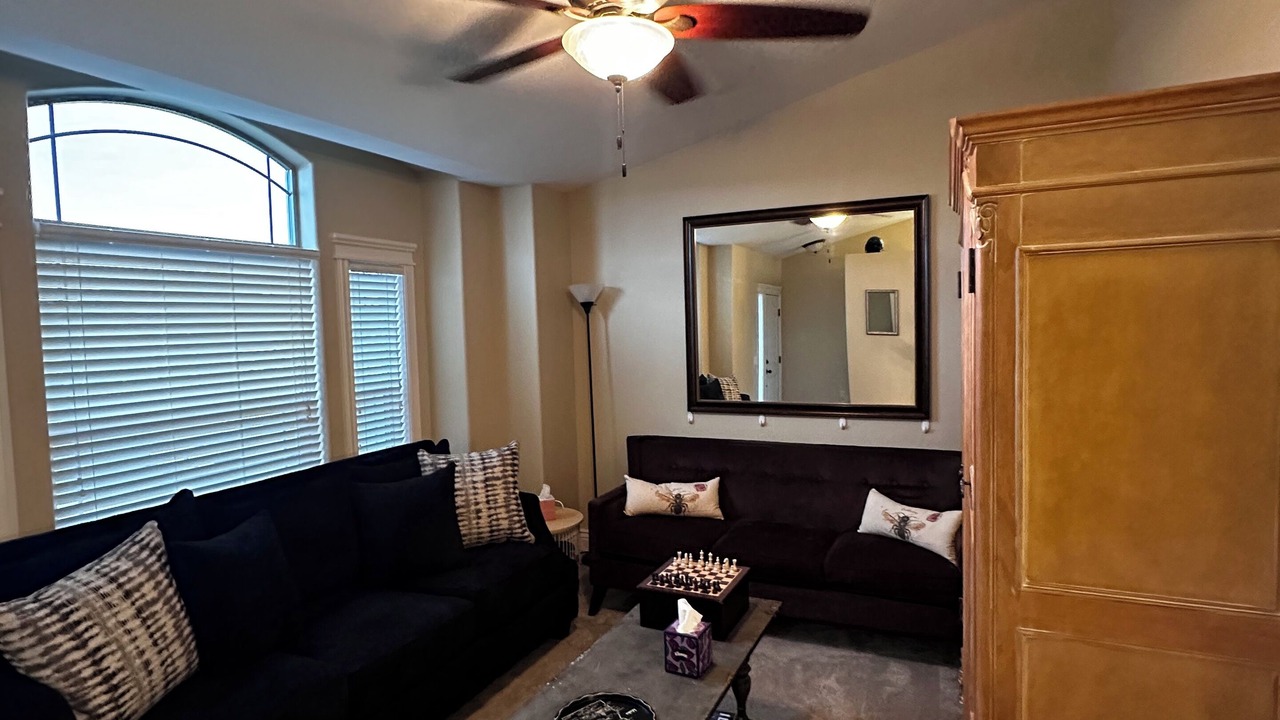 Photo of Livingroom in Idaho Falls