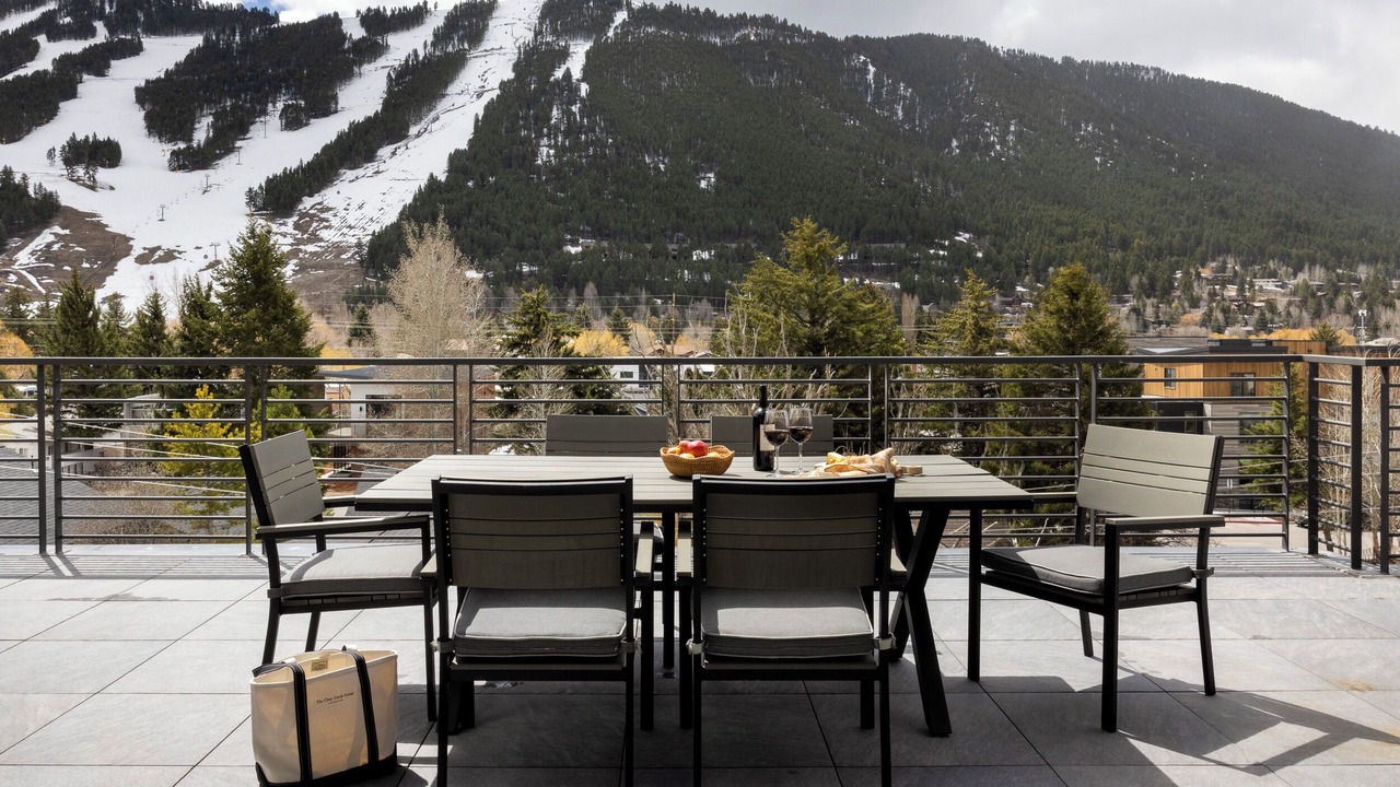 Photo of Outdoor in Jackson