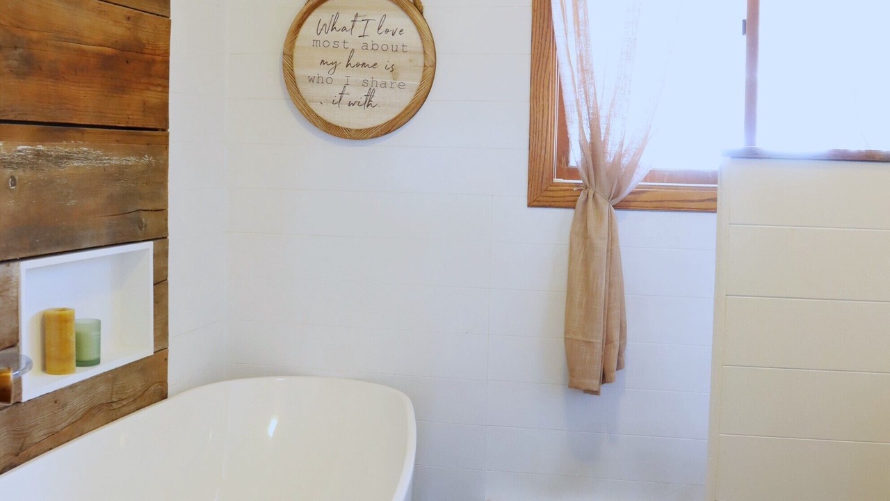 Photo of Bathroom in McLean County