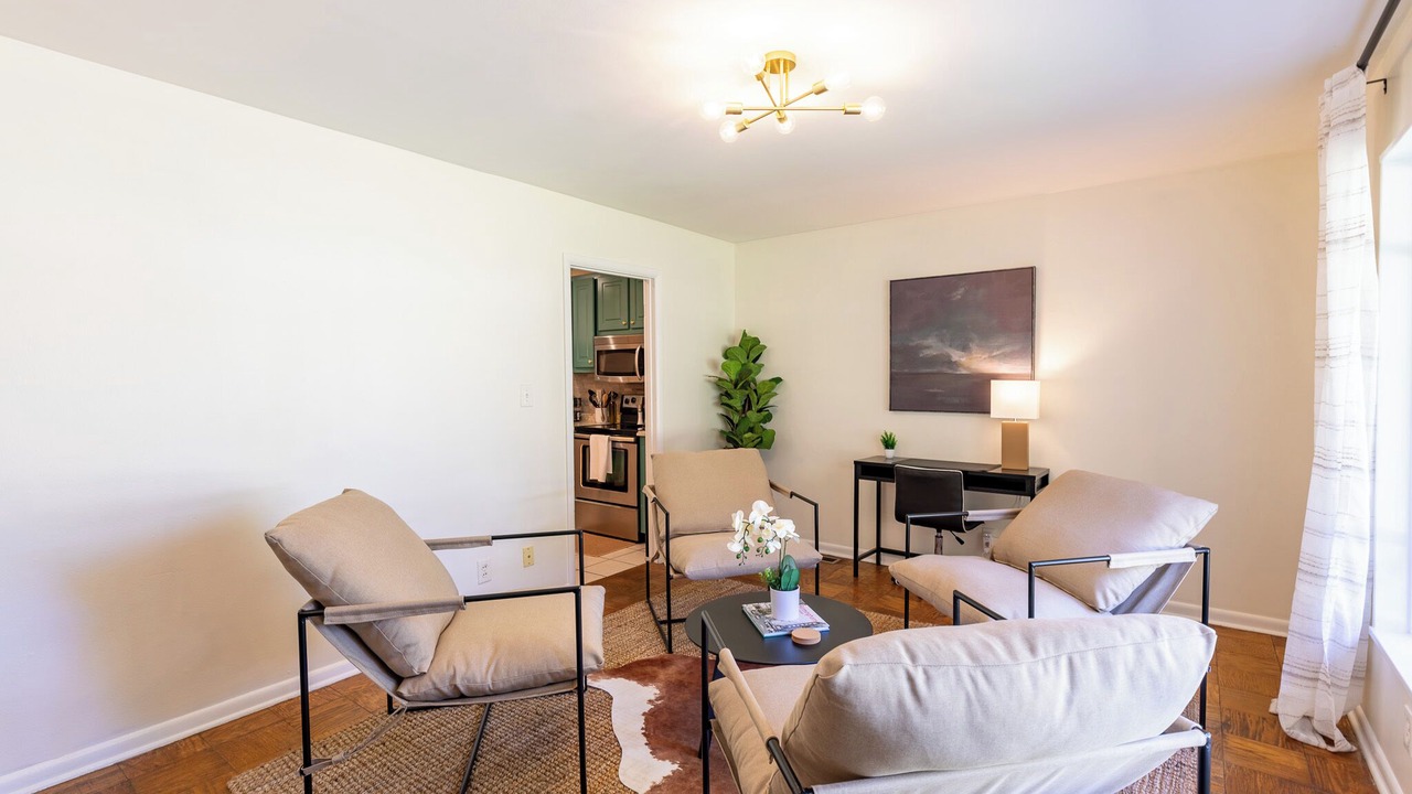 Photo of Livingroom in Crestline Heights