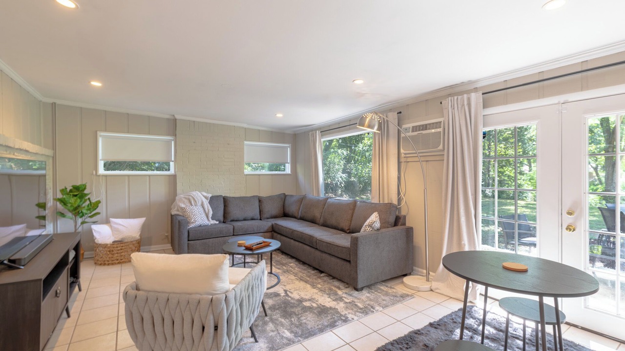 Photo of Livingroom in Crestline Heights