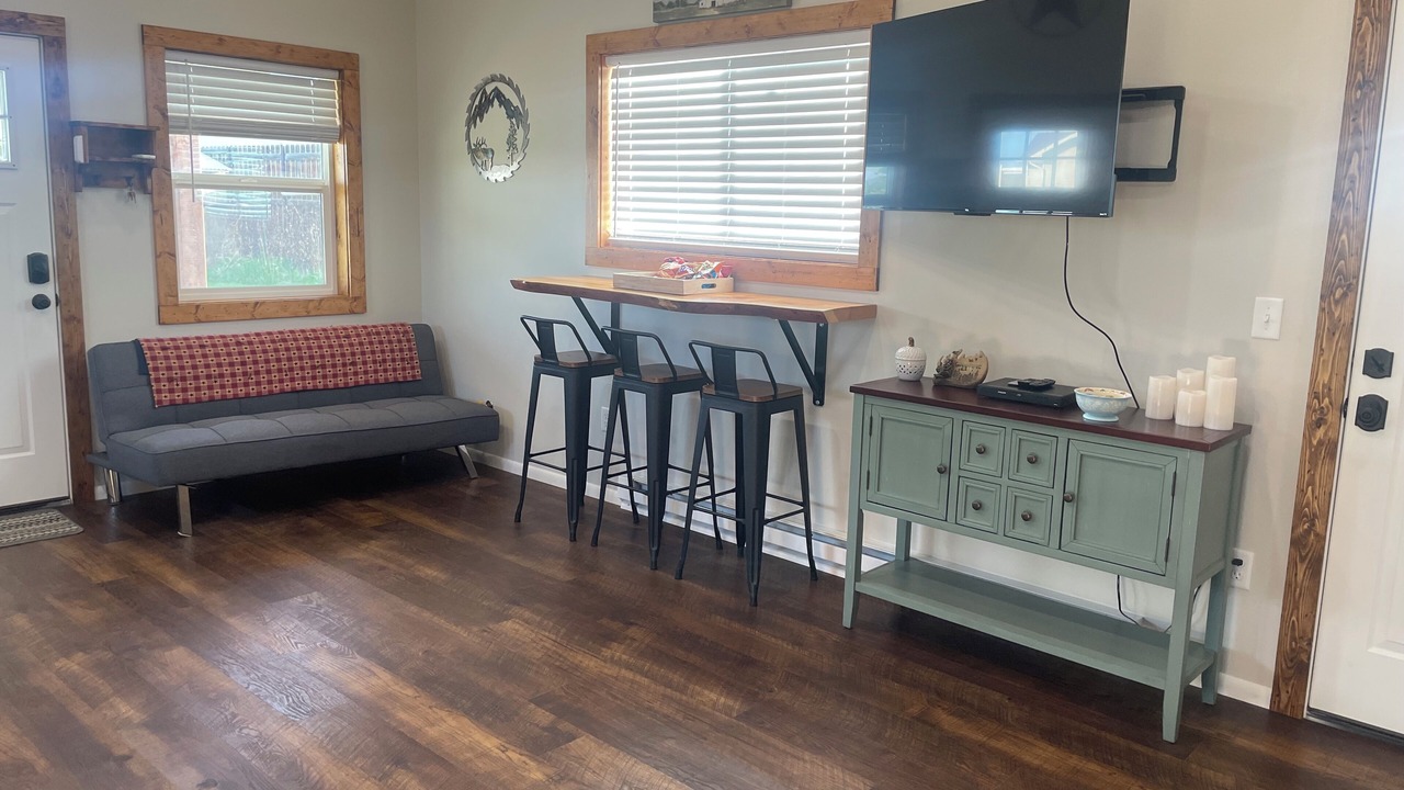 Photo of Livingroom in Cody