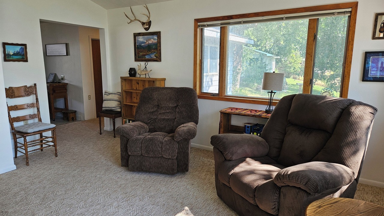 Photo of Livingroom in Cascade
