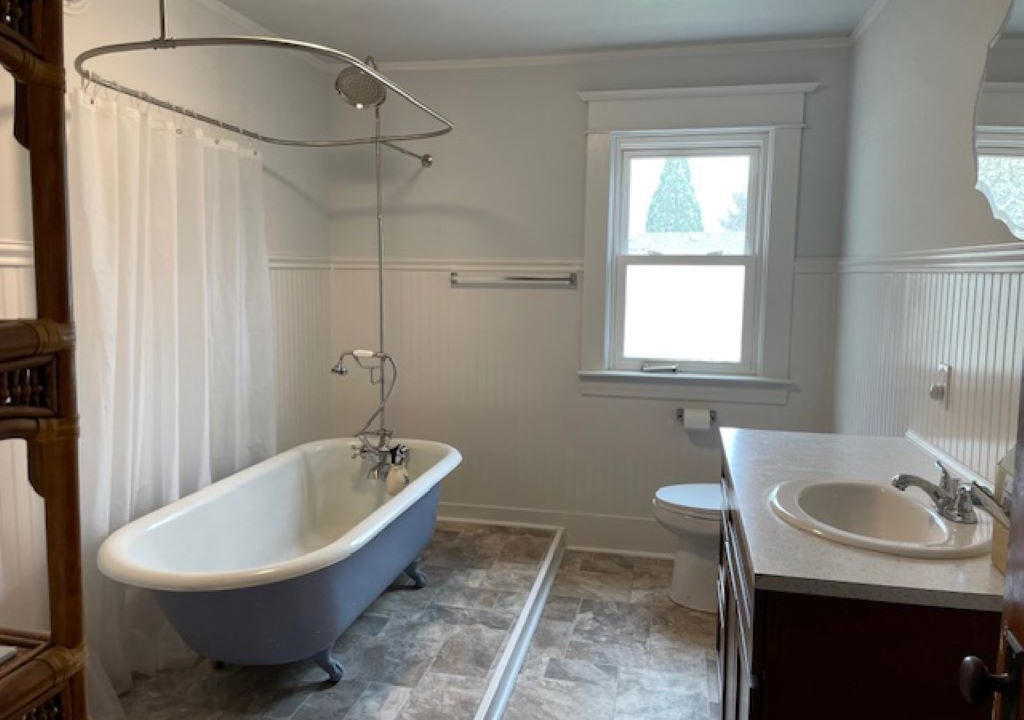 Photo of Bathroom in Carnation