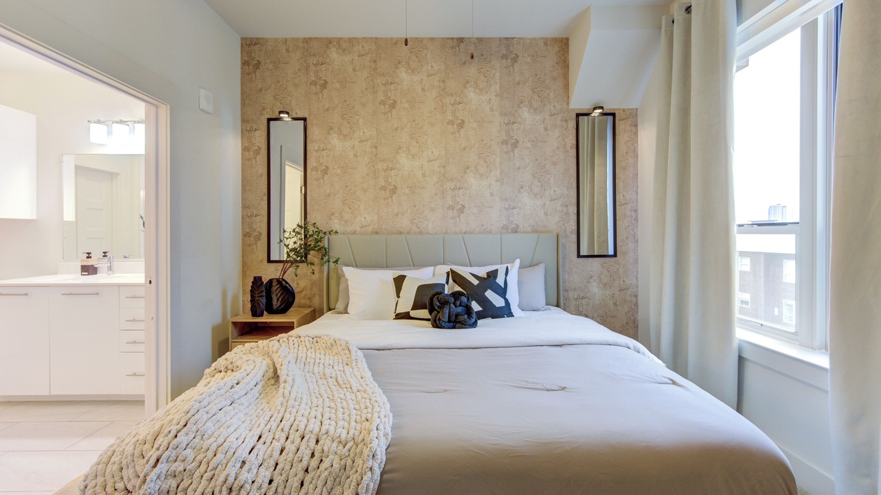 Photo of Bedroom in Midtown