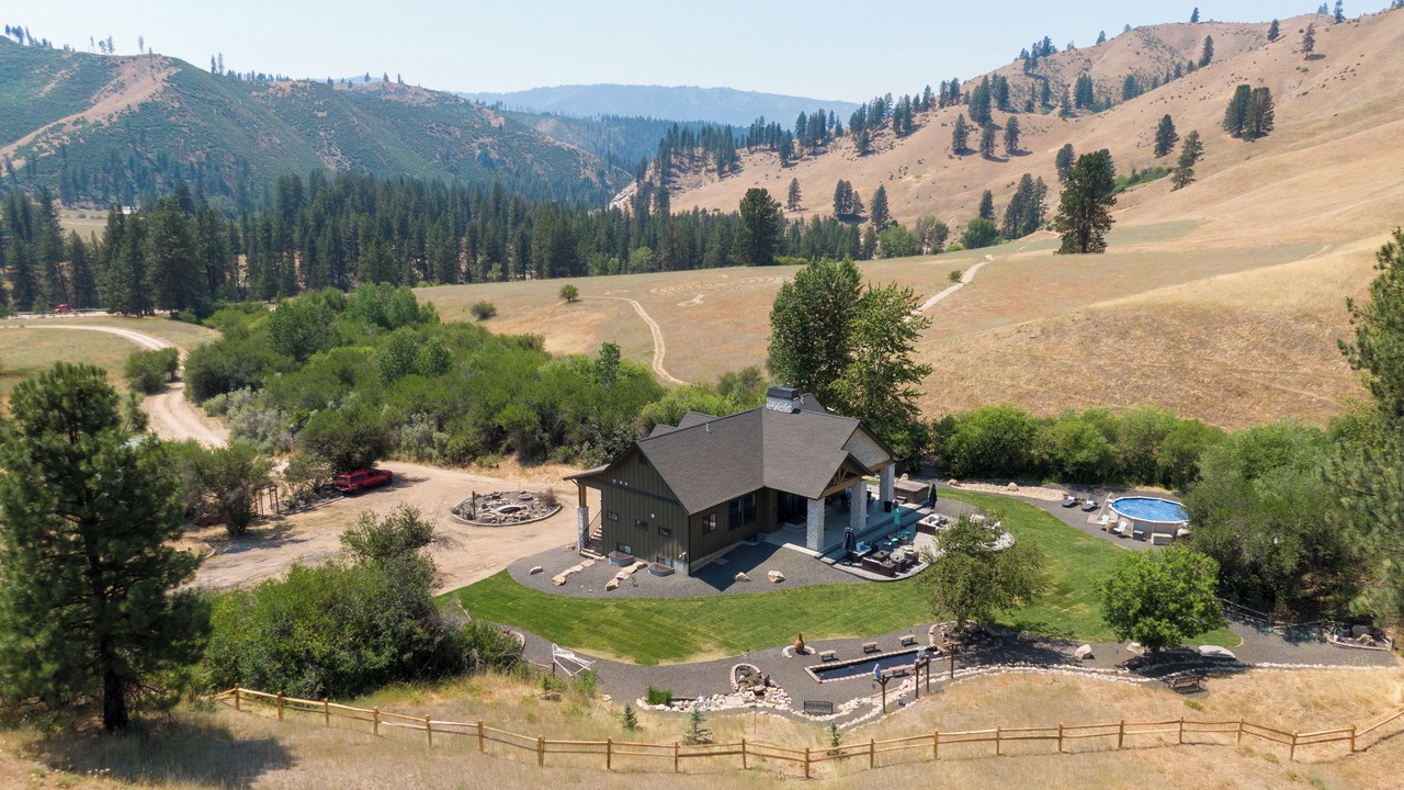 Photo of Outdoor in Garden Valley