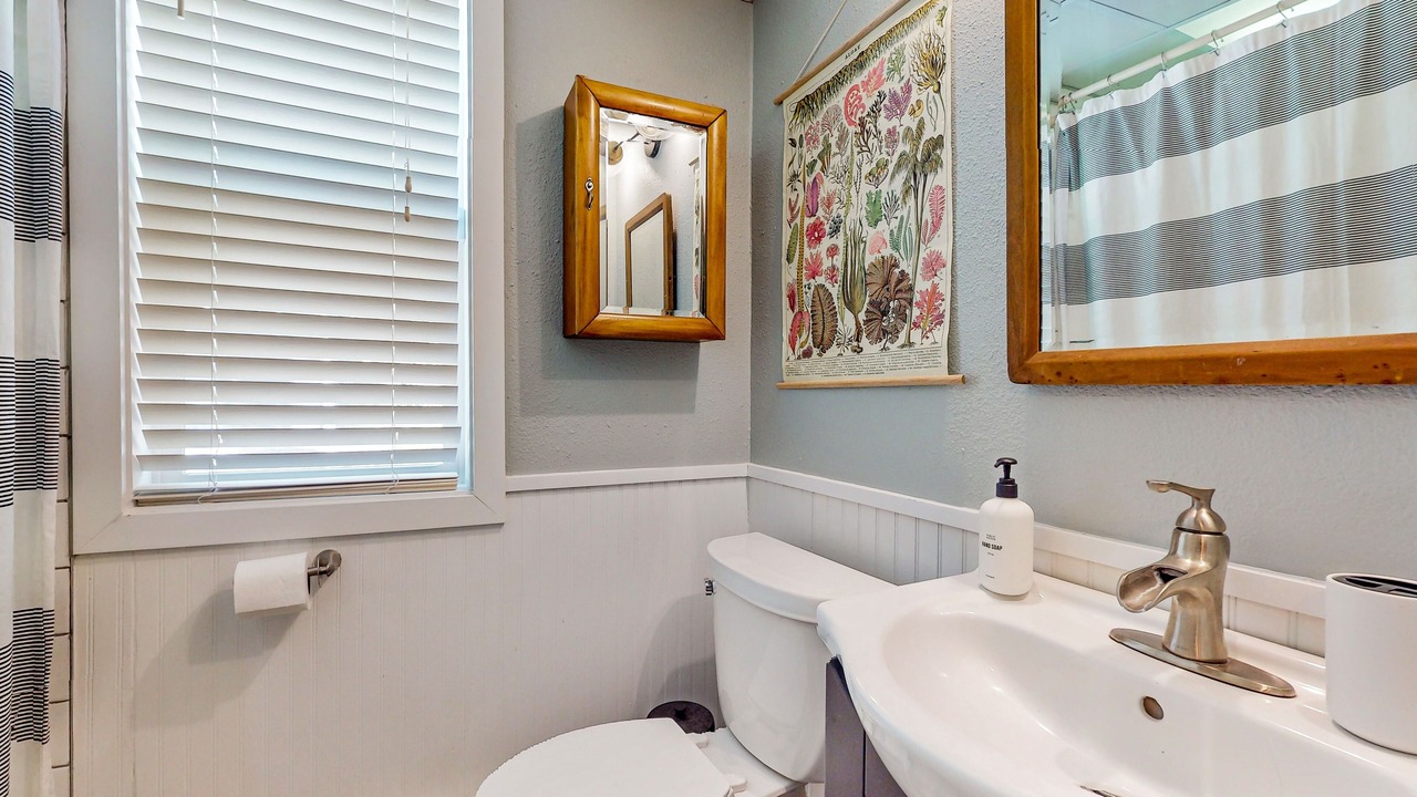Photo of Bathroom in Warnick