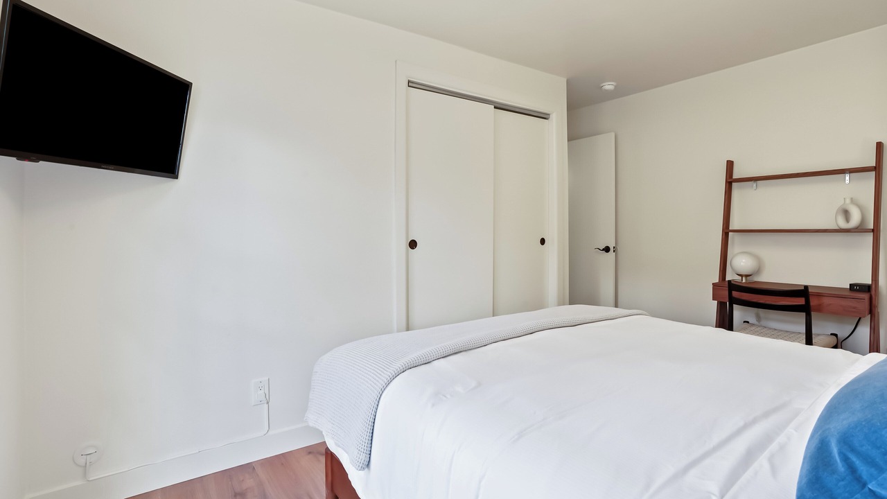 Photo of Bedroom in North End