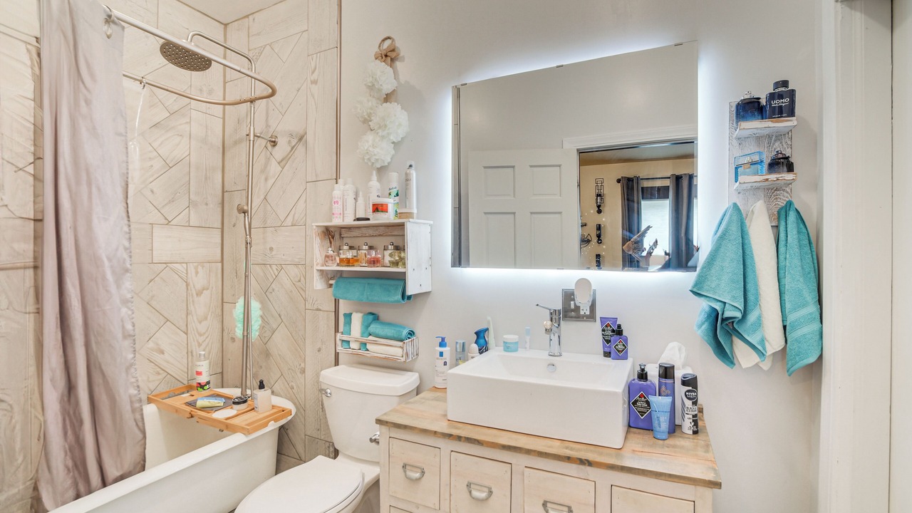 Photo of Bathroom in Casselton