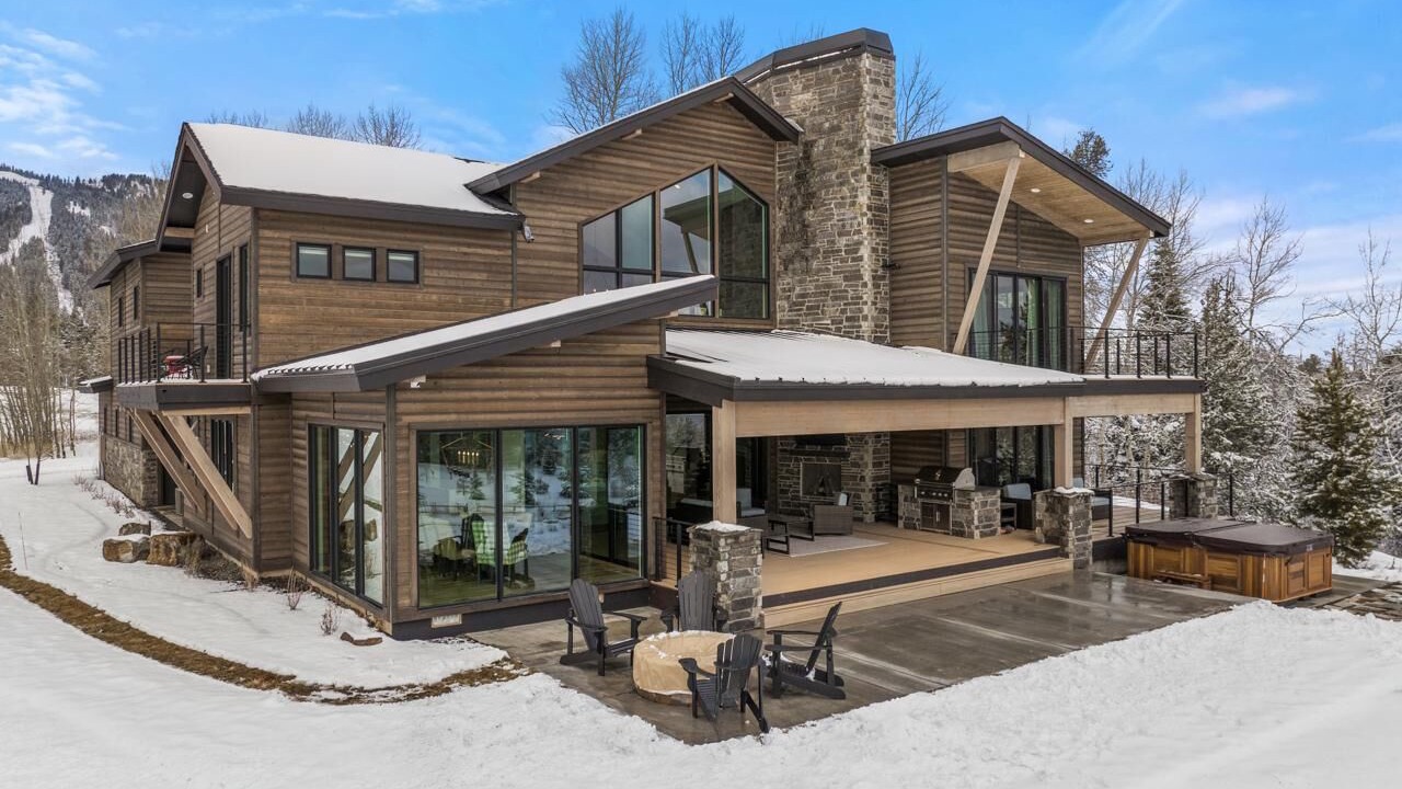 Photo of Outdoor in Tamarack