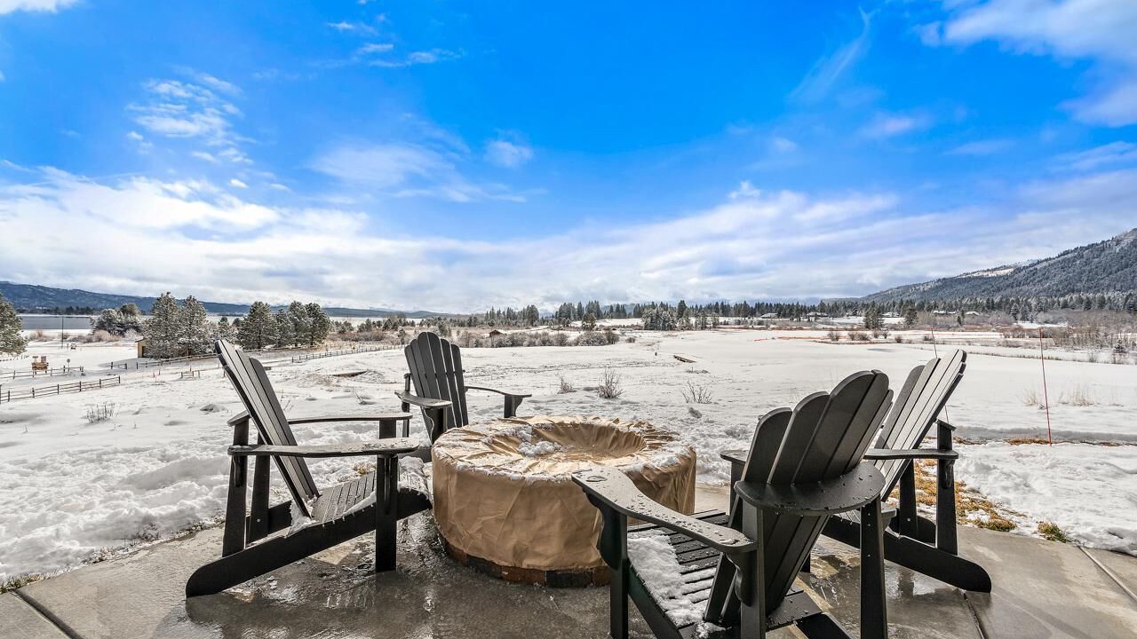 Photo of Patio Balcony in Tamarack