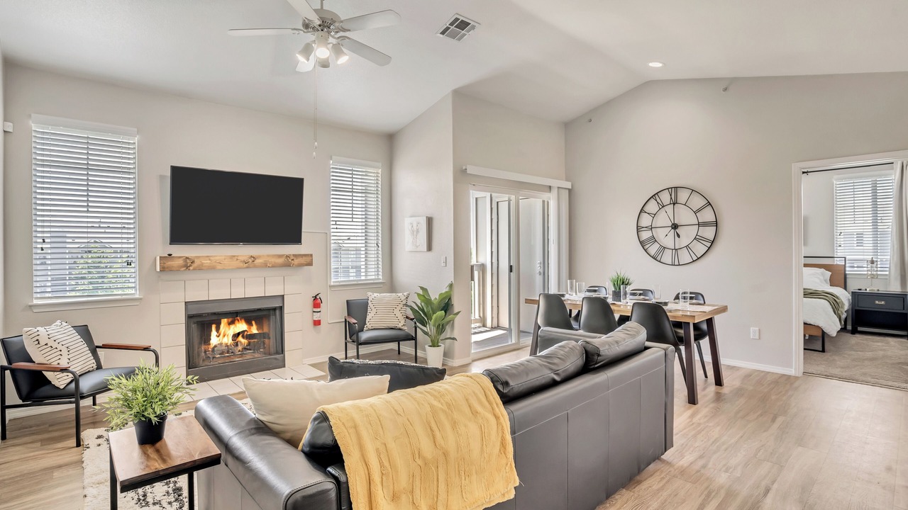 Photo of Livingroom in Clearfield