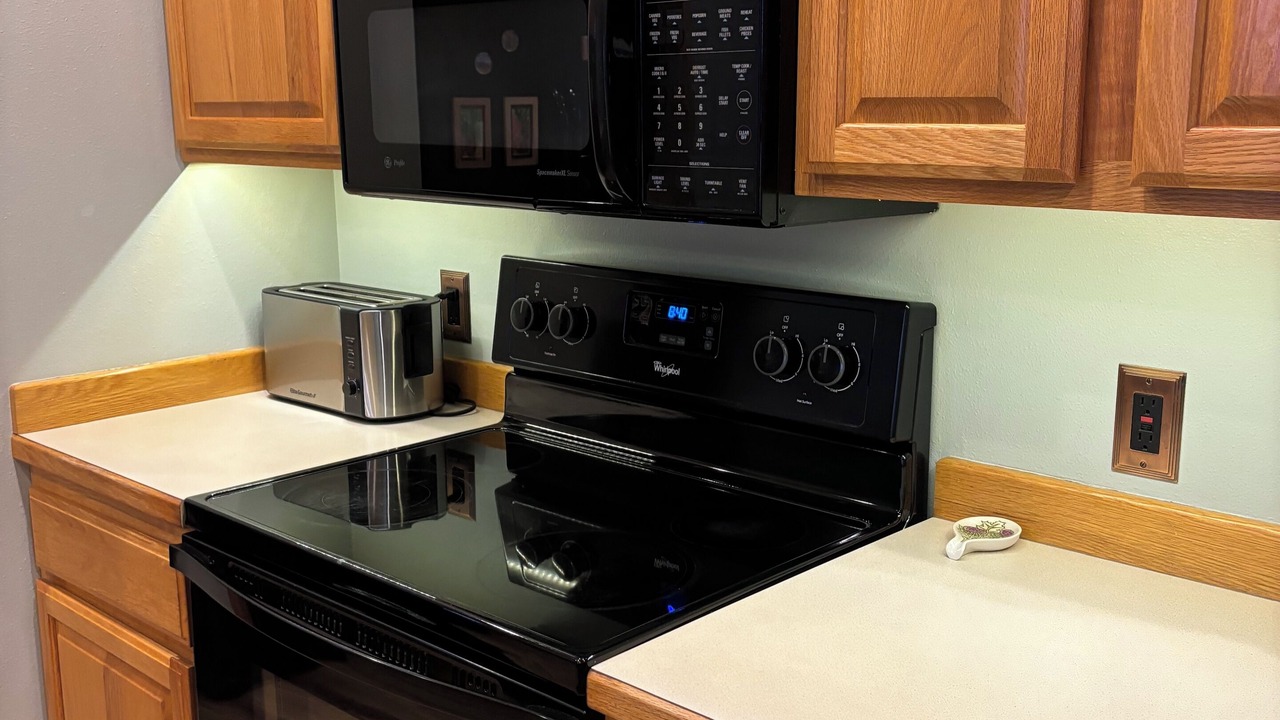 Photo of Kitchen in Helena Valley Northwest