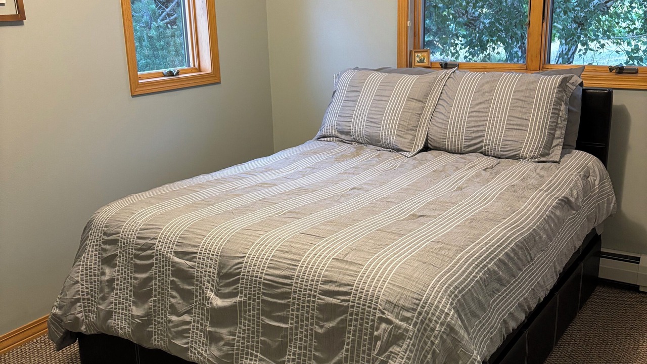 Photo of Bedroom in Helena Valley Northwest