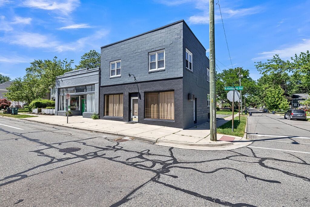 Photo of Outdoor in Royal Oak