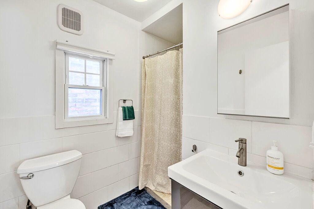 Photo of Bathroom in Royal Oak