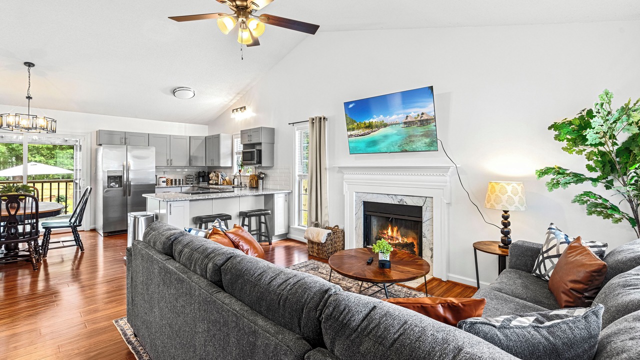 Photo of Livingroom in Holly Springs