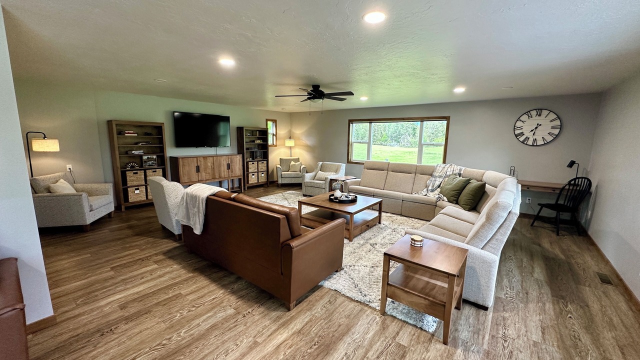 Photo of Livingroom in St. Ignatius