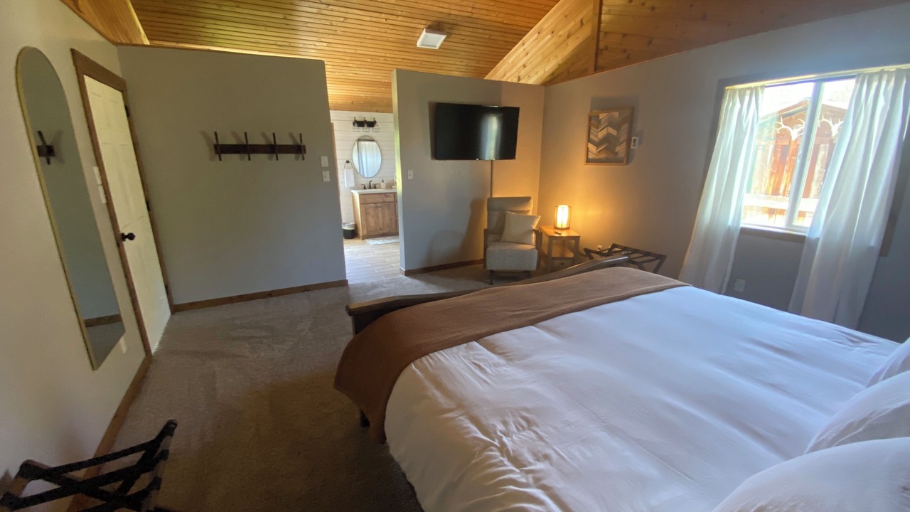 Photo of Bedroom in St. Ignatius