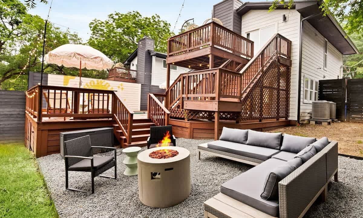 Photo of Patio Balcony in South Lamar