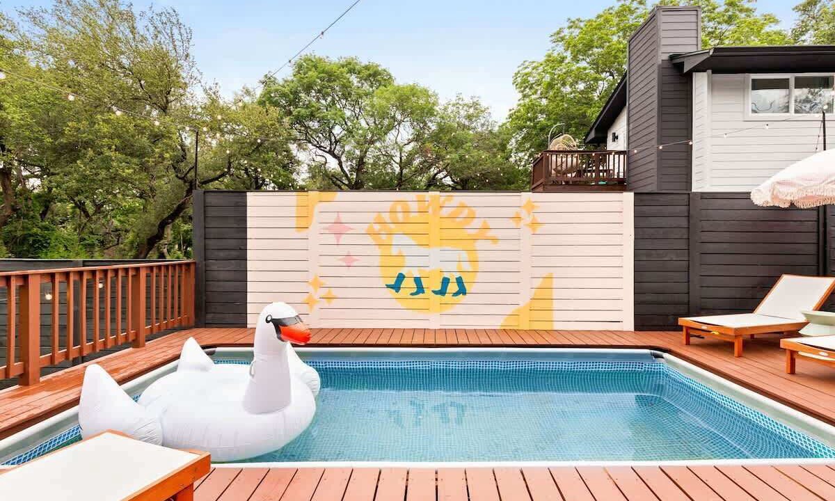 Photo of Outdoor in South Lamar