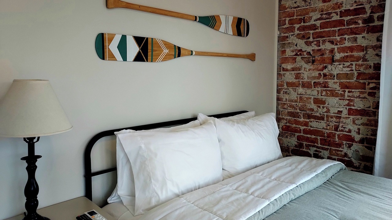Photo of Bedroom in Salmon