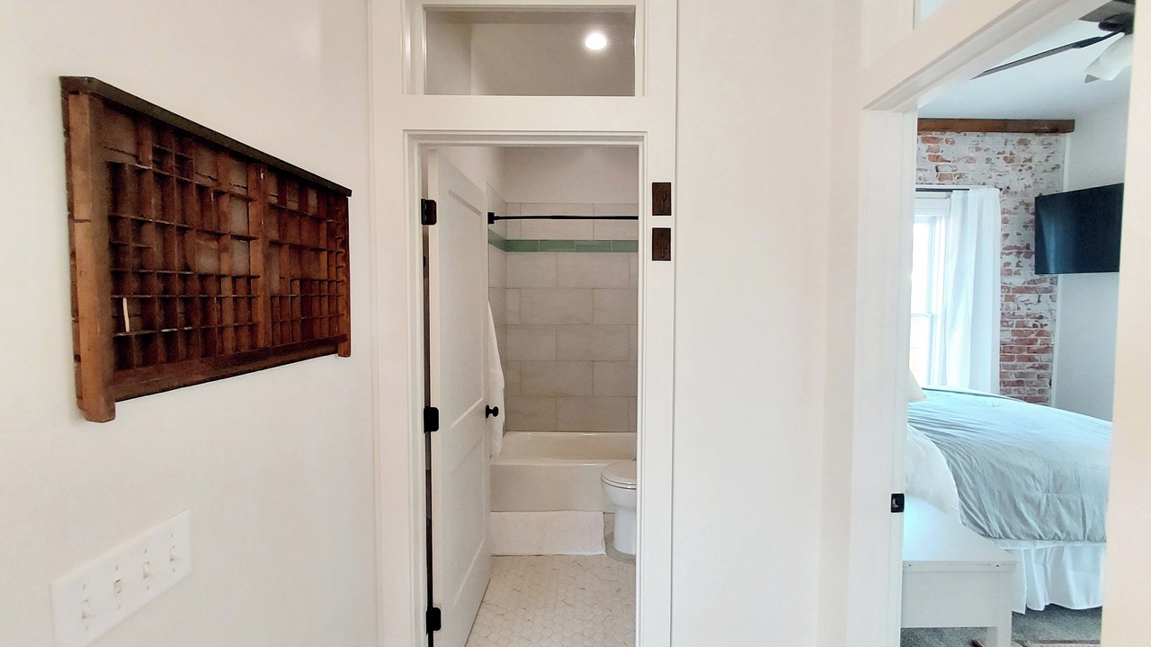 Photo of Bedroom in Salmon