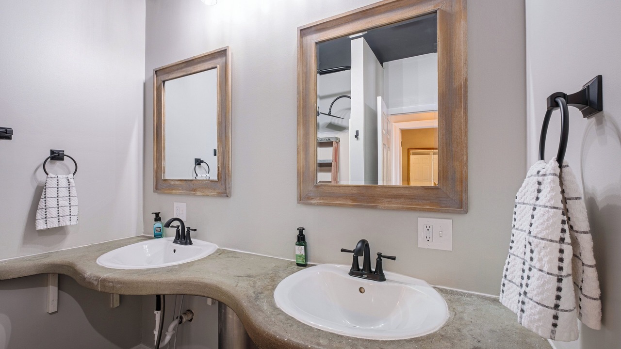 Photo of Bathroom in South Louisville
