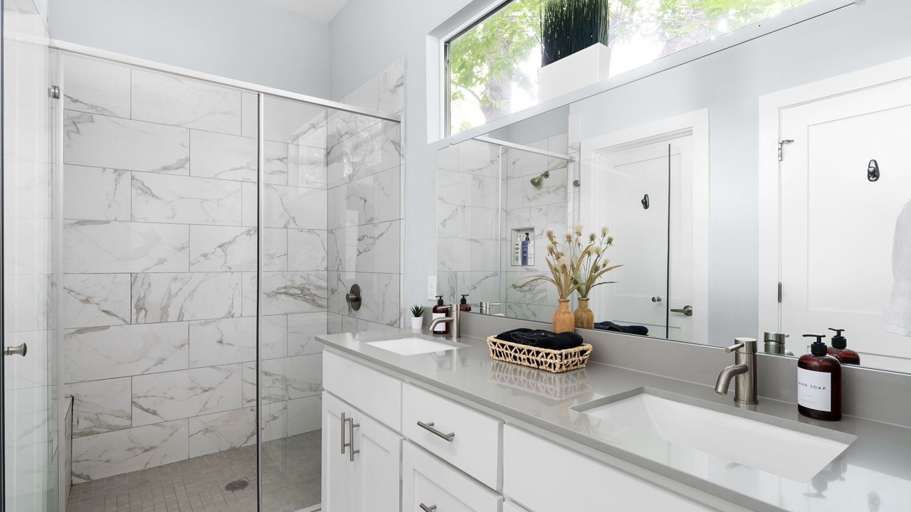 Photo of Bathroom in St. John - Coronado Hills