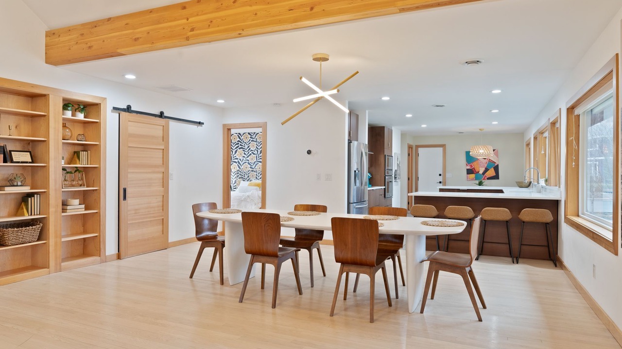Photo of Livingroom in Manito
