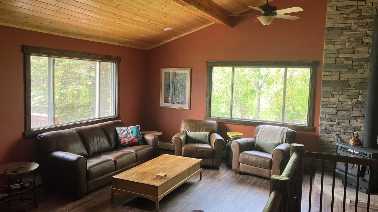 Photo of Livingroom in Cody