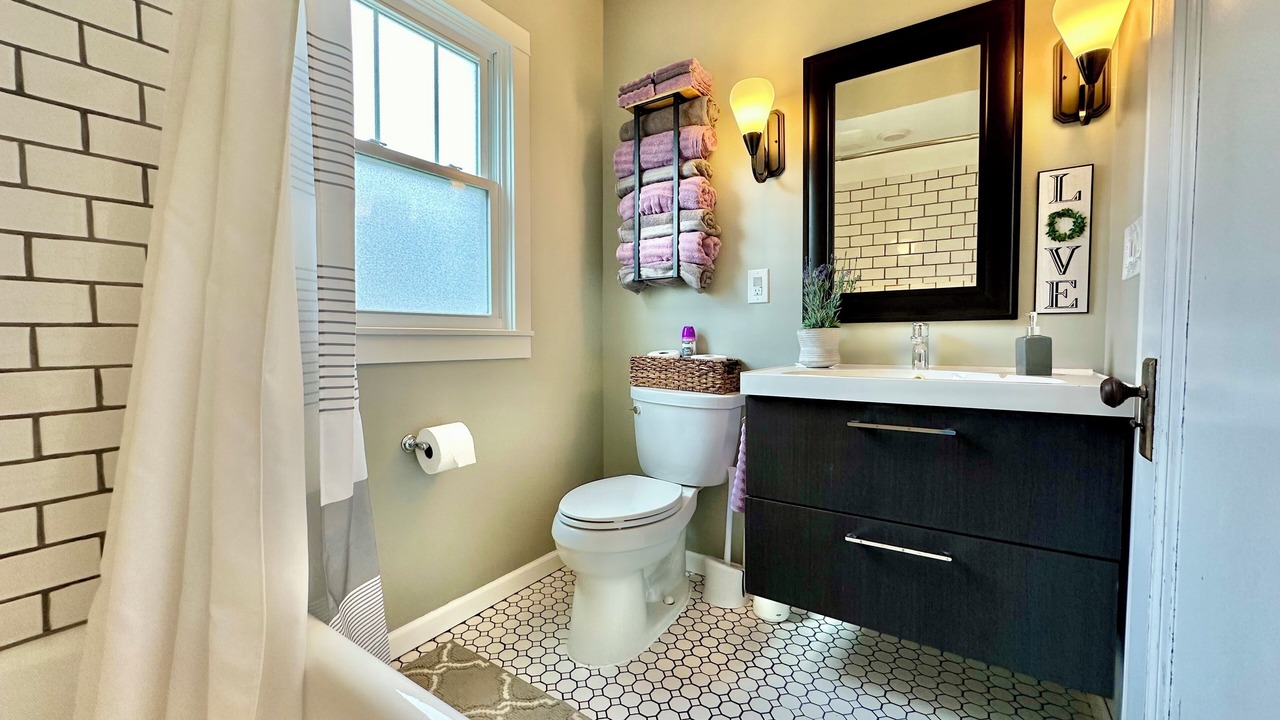 Photo of Bathroom in Auburn Hills