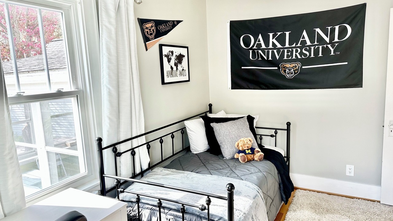Photo of Bedroom in Auburn Hills