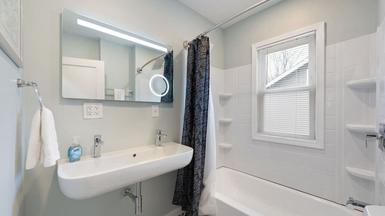 Photo of Bathroom in Westlake