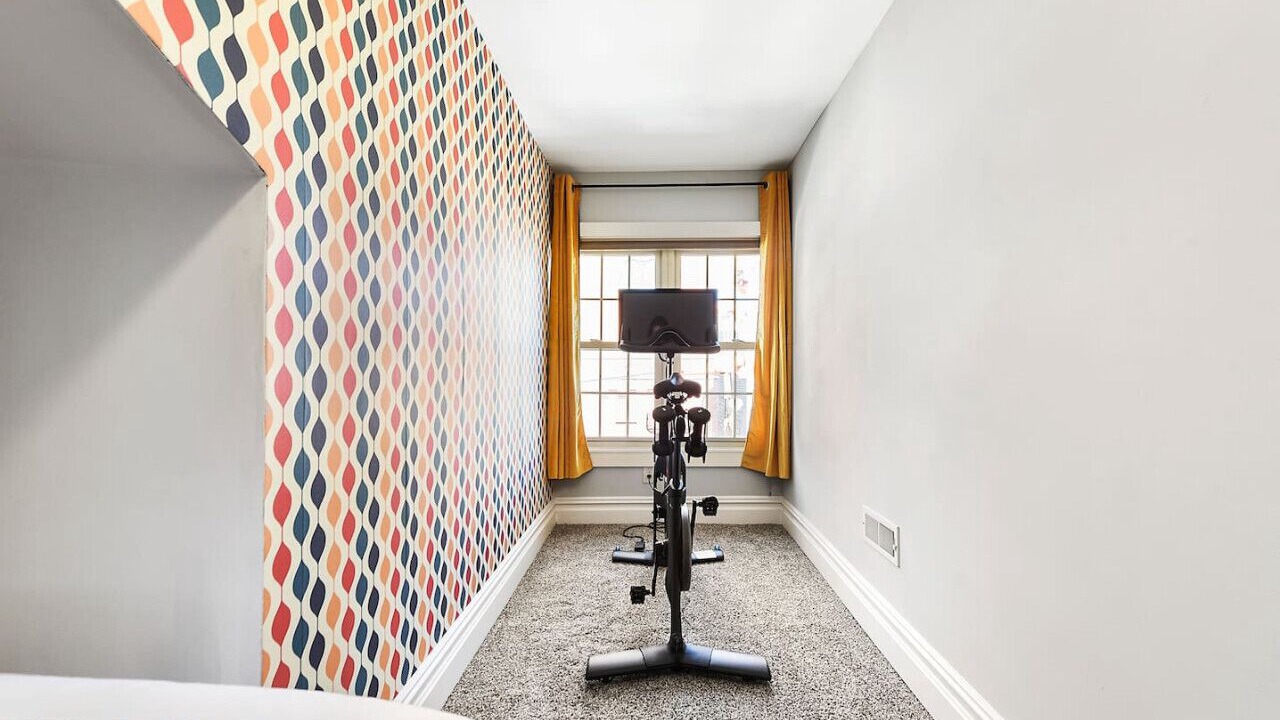 Photo of Bedroom in South Side Flats
