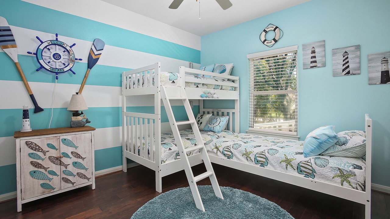 Photo of Bedroom in Clear Lake Shores