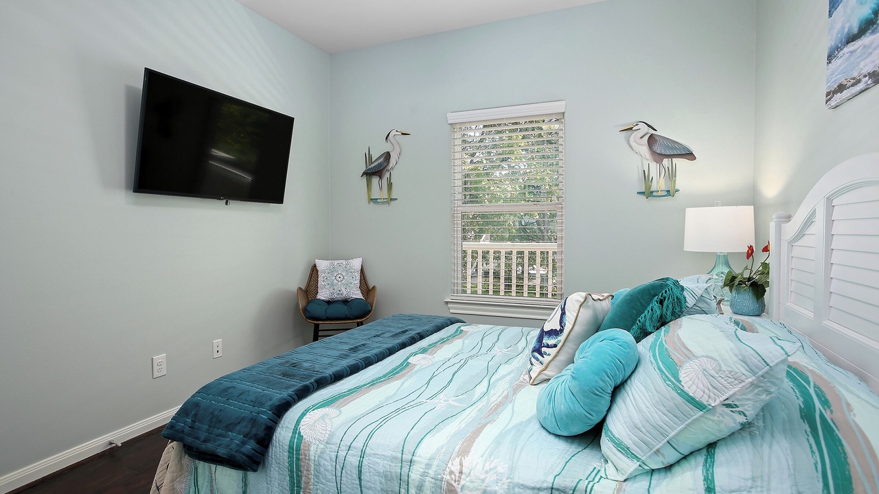 Photo of Bedroom in Clear Lake Shores