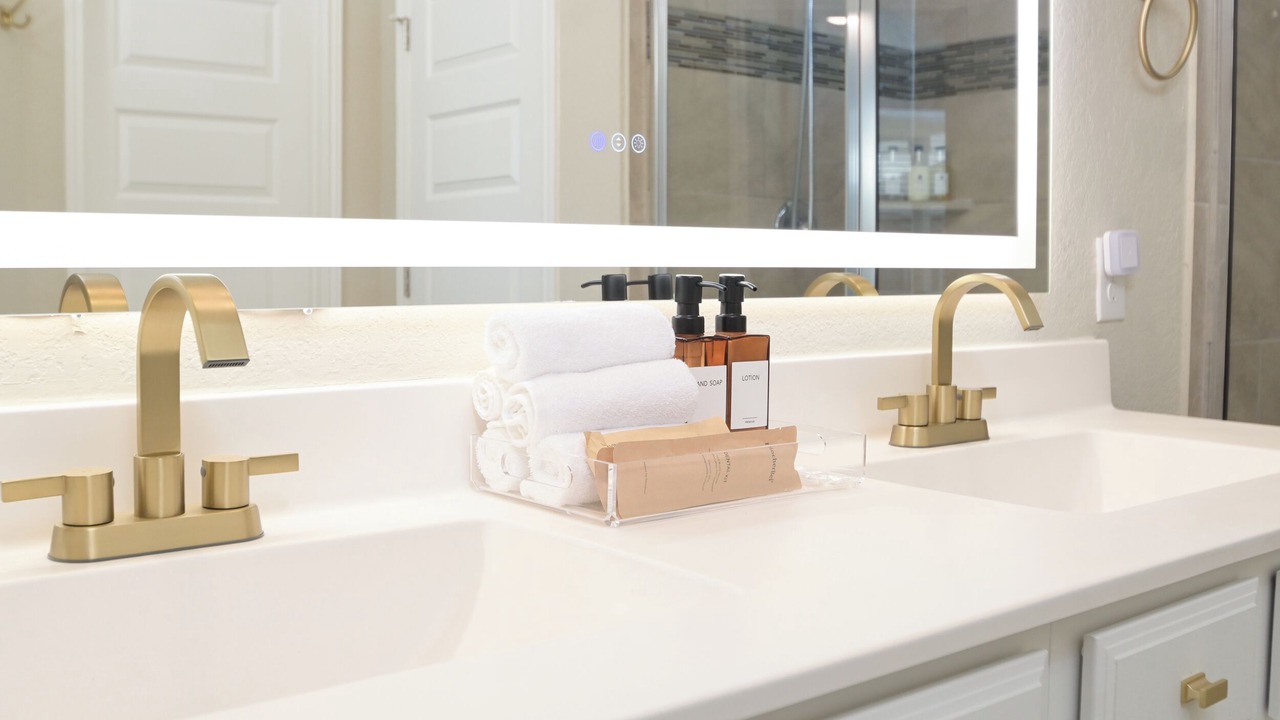 Photo of Bathroom in Far North Central