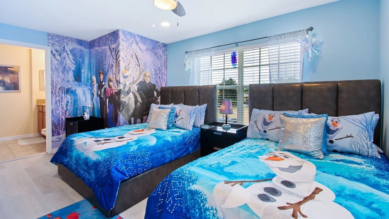 Photo of Bedroom in Bay Lake