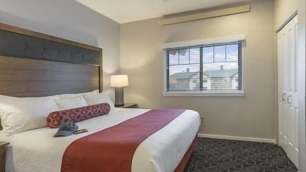 Photo of Bedroom in West Yellowstone