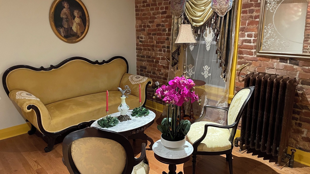 Photo of Livingroom in Reading