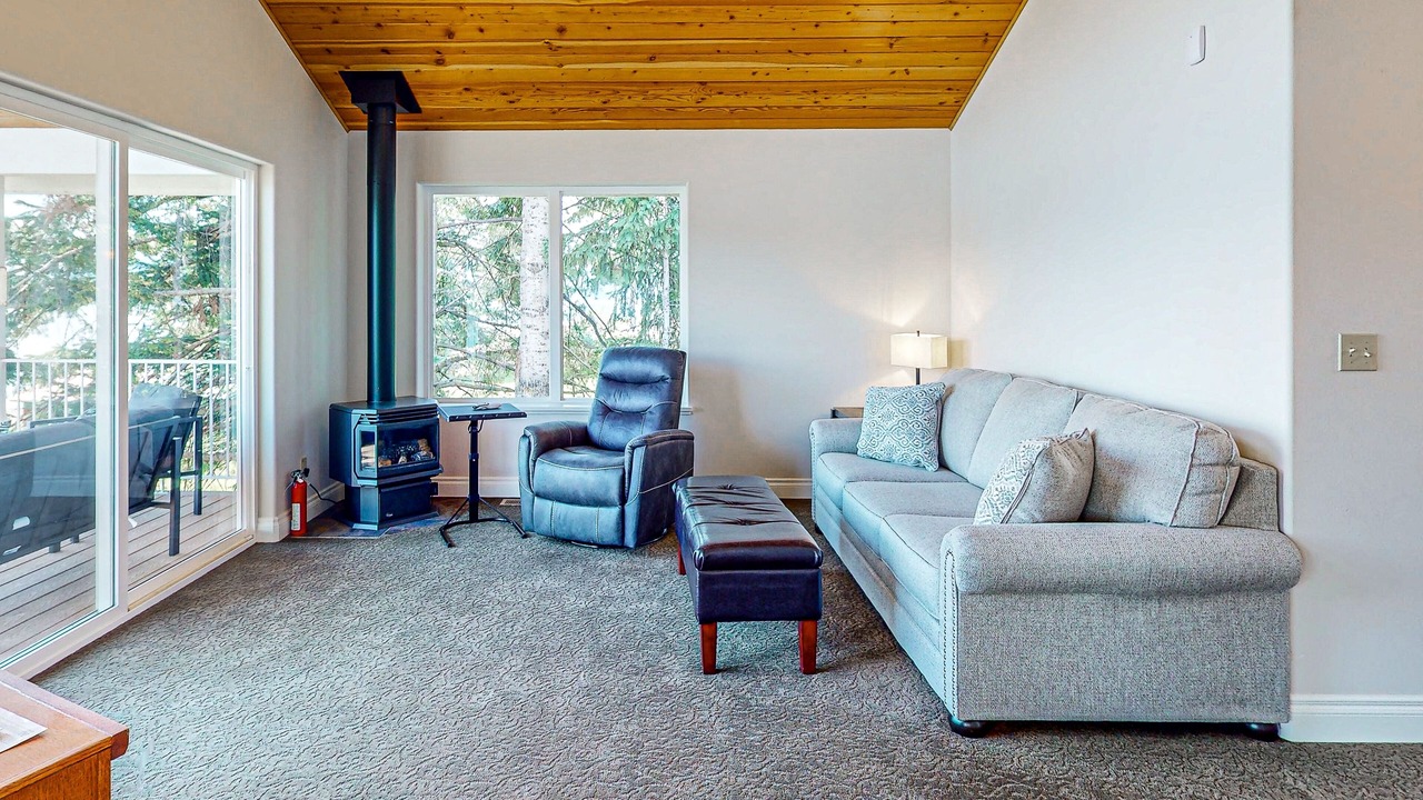 Photo of Livingroom in East Hope
