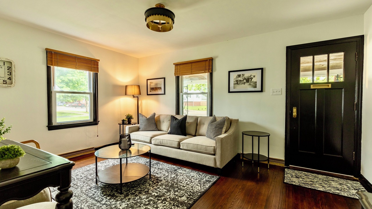 Photo of Livingroom in Speedway
