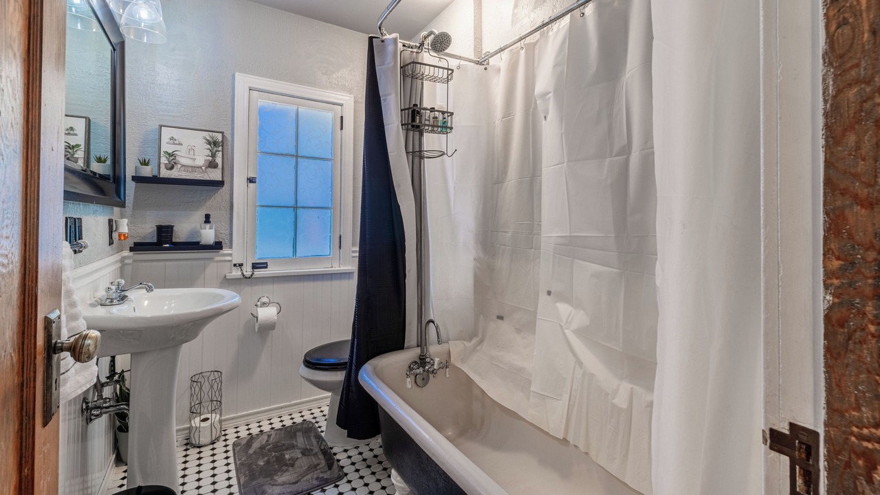 Photo of Bathroom in Casper