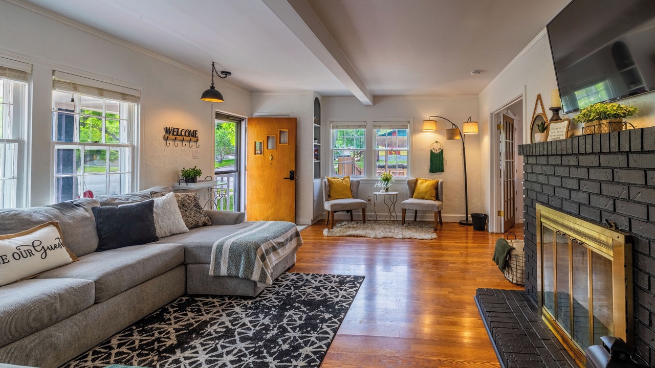 Photo of Livingroom in Casper