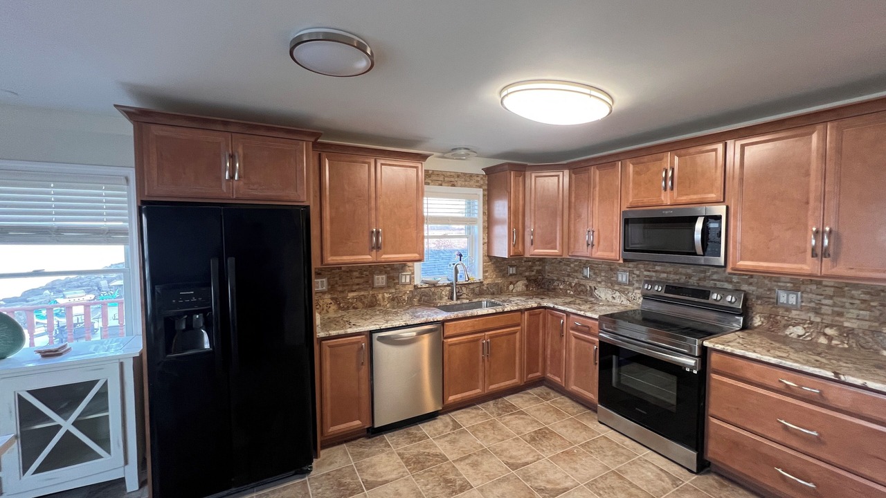 Photo of Kitchen in Oak Harbor